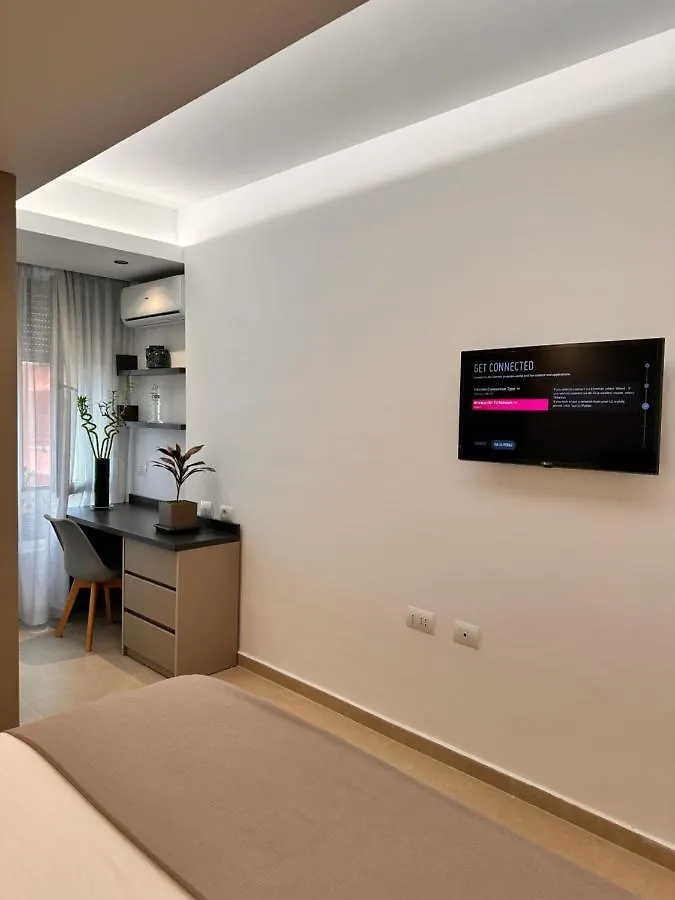 Noon Apartments Tirana 0*,